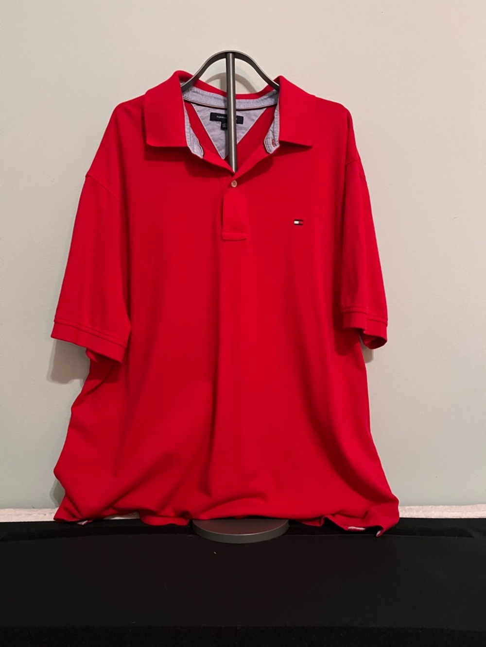 Tommy Hilfiger Red Men's Polo with Contrast Collar Trim